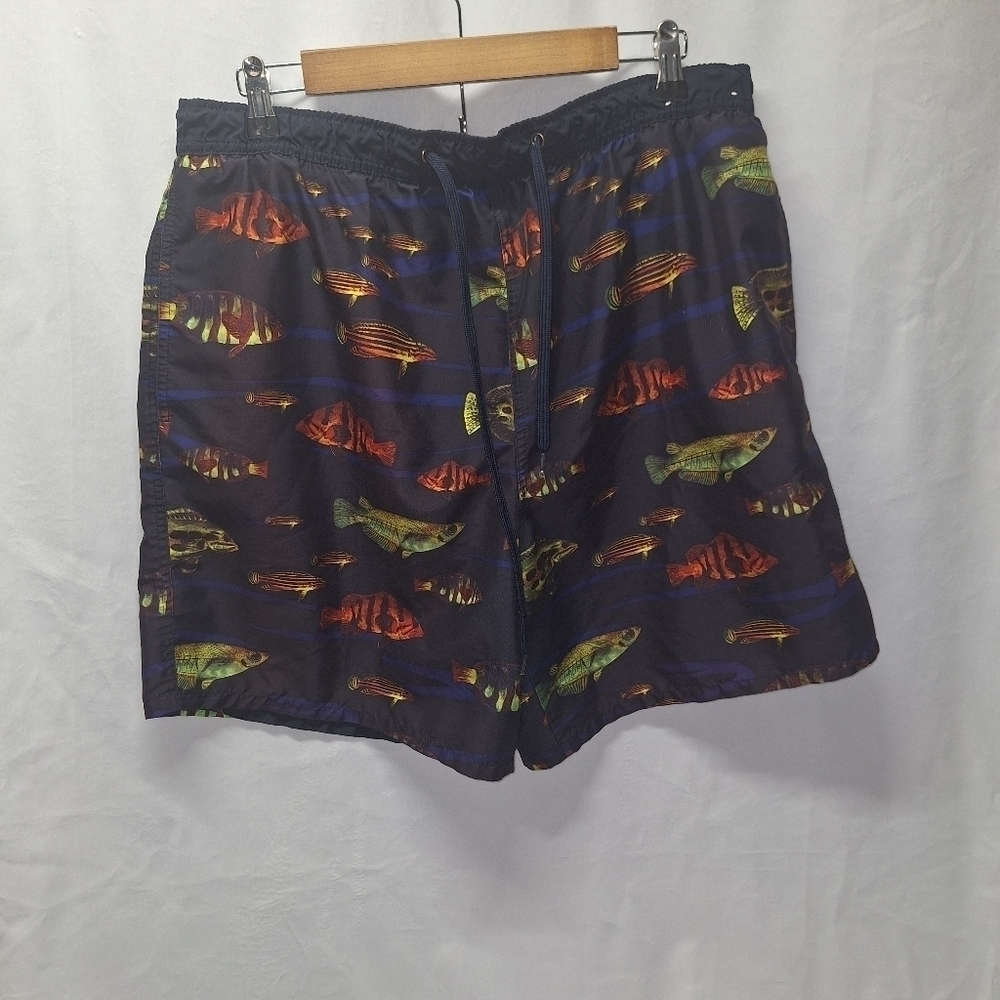 Catalina fish print swimming trunks size medium
